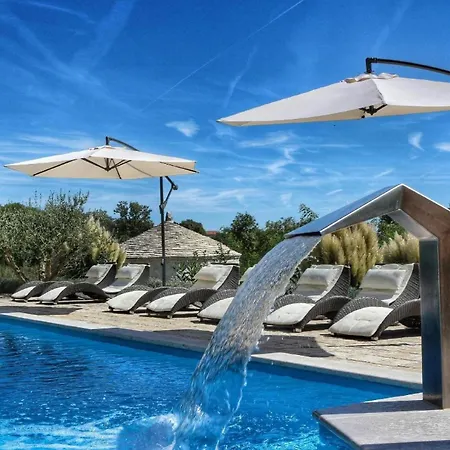 Ferienvilla Stella Mit Balkon In Cvitani Fabci