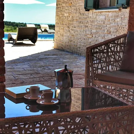 Ferienvilla Stella Mit Balkon In Cvitani Holiday home