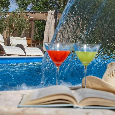 Ferienvilla Stella Mit Balkon In Cvitani Fabci