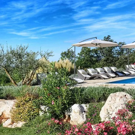 Ferienvilla Stella Mit Balkon In Cvitani * Fabci