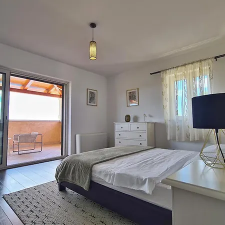 Ferienvilla Stella Mit Balkon In Cvitani Fabci