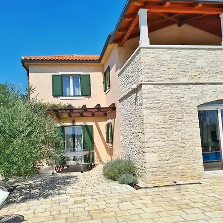 Ferienvilla Stella Mit Balkon In Cvitani