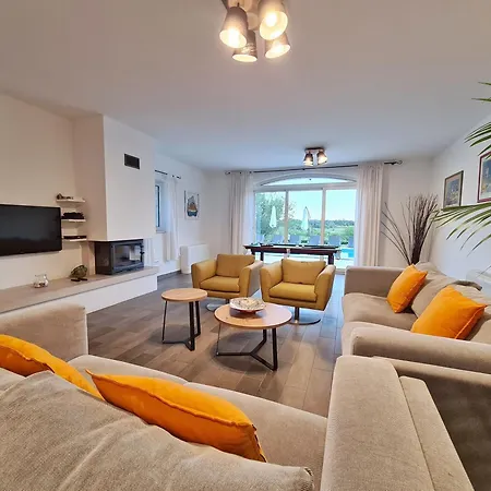 Ferienvilla Stella Mit Balkon In Cvitani Holiday home